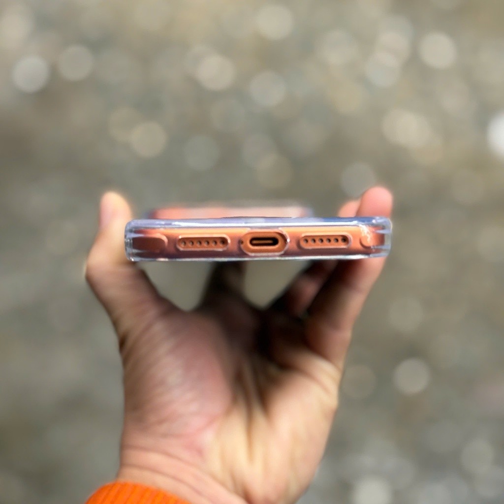[Chính Hãng] Ốp Lưng WIWU MCC-101 Cho iPhone 15/16/17 Pro Max - Mặt Lưng PC Trong Suốt Chống Ố, Viền Dẻo TPU Chống Sốc