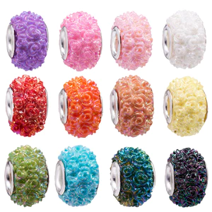 Vòng Tay và Mặt Dây Chuyền Handmade với Hoa Hồng Acrylic Màu Sắc Hấp Dẫn Đính Hạt