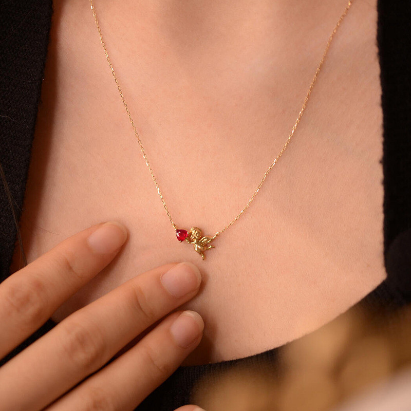 Vòng cổ thiên thần hình trái tim Zircon đỏ dát