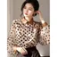 Áo sơ mi nữ cao cấp phong cách Hong Kong, họa tiết chấm bi retro với chất liệu voan nhẹ nhàng