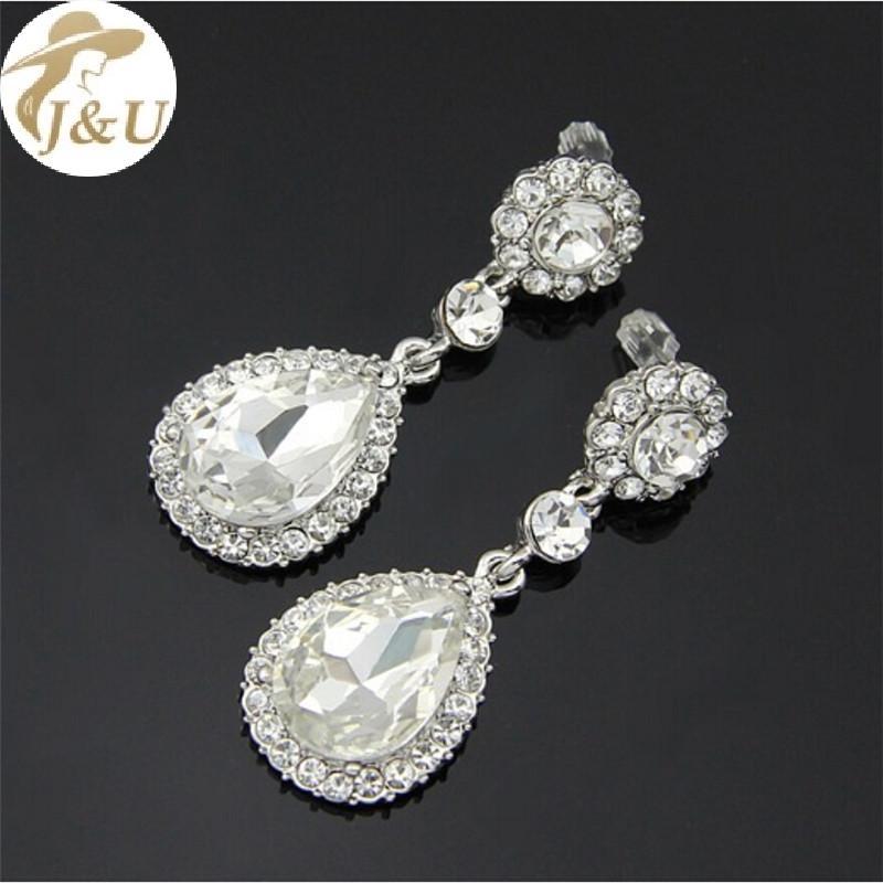 Bông tai charm cô dâu hình giọt nước với kim cương giả và pha lê - Việt Nam