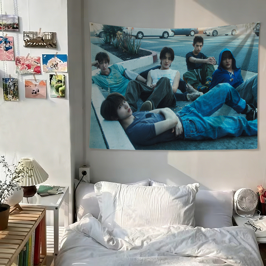 Tấm thảm treo tường Kpop CORTIS có kẹp, Tấm thảm Polyester treo tường phòng ngủ