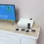 Chủ nhà búp bê + Thẻ trò chơi + 2 bộ điều khiển Đồ chơi Mini Mô hình tay cầm chơi game Mô phỏng Bộ điều khiển trò chơi không dây Phụ kiện trang trí nhà búp bê [mới]