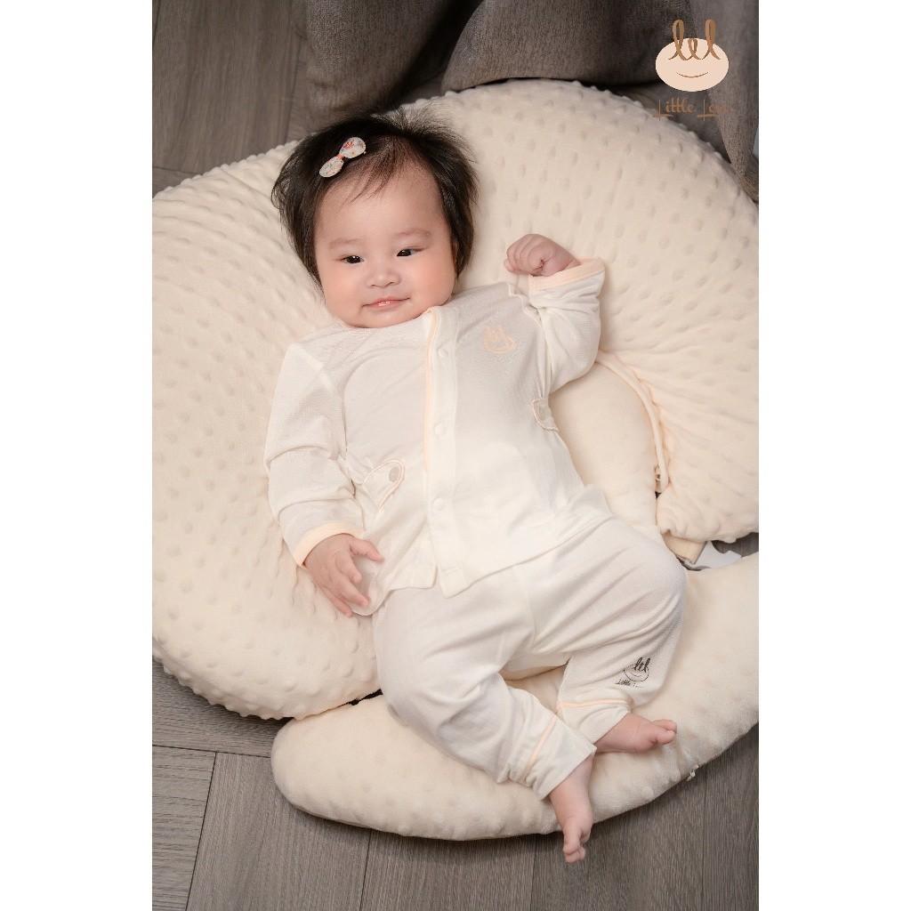 Bộ Sơ sinh cài thẳng [ Vải Elas mềm mịn mát, co dãn tốt ]Lil Little Love (SCT11) tặng kèm sét mũ, bao tay chân Hoặc yếm