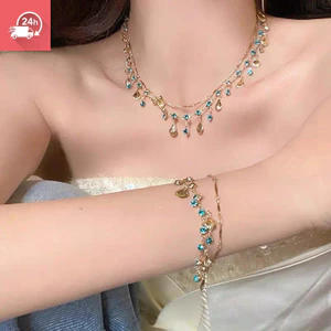 Vòng cổ nữ thời trang với đá zircon và vàng, thiết kế hiện đại
