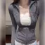 Quần áo chống nắng màu vàng kem Slim-fit dành cho nữ 2026 Phong cách mới Cổ đứng chống nắng Quần áo Ice Silk Yoga Quần áo F