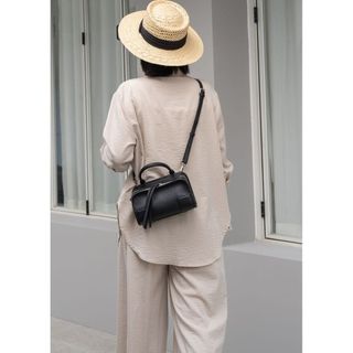Túi đeo vai nữ da bò lớp đầu tiên Tính khí đơn giản Túi đeo chéo da thông thường Capa lớn