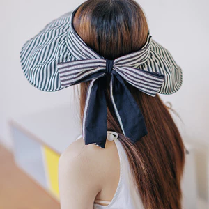 Mũ chống nắng vinyl vành lớn, co giãn đầu - Phong cách thời trang sọc nơ