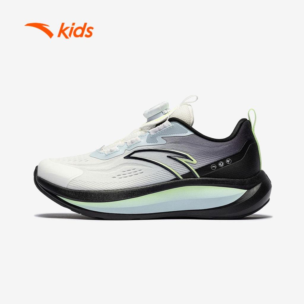 ANTA Kids Giày Chạy Thể Thao Bé Trai Êm Nhẹ Chân, Đế Giày Giảm Chấn, Khóa Xoay Tiện Lợi A126A5503