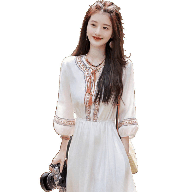 Đầm cao cấp, ôm eo, kiểu bohemian nhẹ nhàng như cổ tích, mẫu đầm hè mới, chất liệu trắng mỏng, thanh lịch