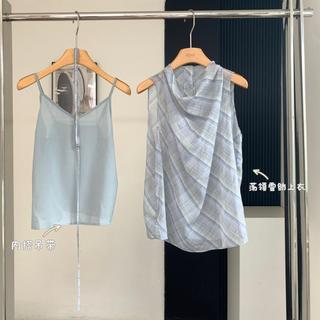 Cổ xoay Áo sơ mi voan kẻ sọc phối ren, màu xanh kèm áo camisole đơn giản sang trọng cho ngày hàng ngày năm 2026