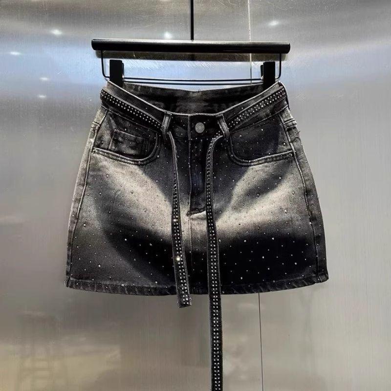 Váy Denim Chữ A Phong Cách Công Nghiệp Cổ Điển Cho Nữ - Màu Đen Hè 2026