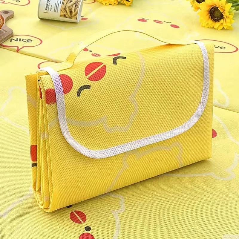 Thảm dã ngoại đa năng, chống thấm nước, tiện lợi cho chuyến hành trình