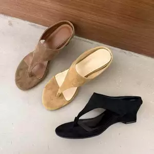 TT Phiên Bản Hàn Quốc Flip-Flops Nữ 2026 Phong Cách Mới Cao Gót Nêm Gót Mùa Hè Giày Sandal Phù Hợp Với S