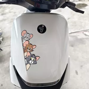 Mèo Và Chuột Dễ Thương Xe Dán Cửa Xe Ô Tô Trang Trí Cửa Sổ Dán Xe Điện Độc Đáo Sáng Tạo Hoạt Hình Chống Trầy Xước Chặn Miếng Dán 26.3.26
