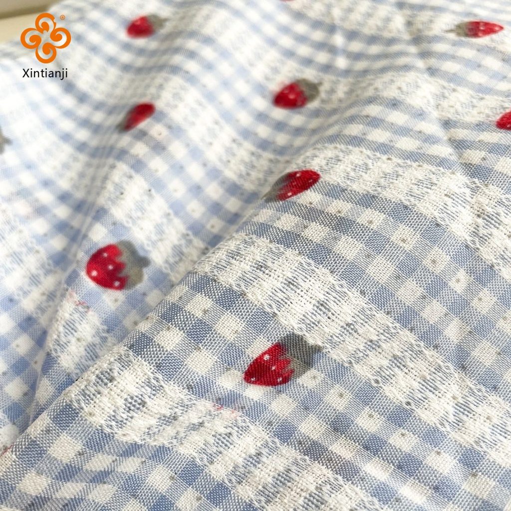 Váy trẻ em tự làm từ polyester và cottonjacquard, hoa văn chấm bi màu xanh nhạt