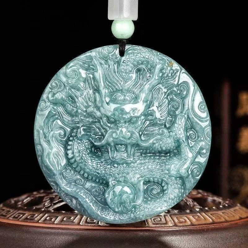 Đá quý màu nước xanh mặt dây chuyền thương hiệu Cửu Long, phong cách truyền thống, độc đáo và quyến rũ