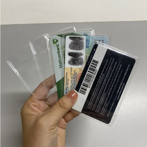 Bọc Thẻ Chống Trầy Xước Dùng Cho CCCD, ATM, CMND - Chất Liệu PVC Trong Suốt, Bảo Vệ Chip Điện Tử