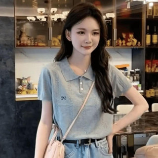 Áo len nữ mỏng màu trơn, cổ bẻ, tay ngắn, thêu nơ.