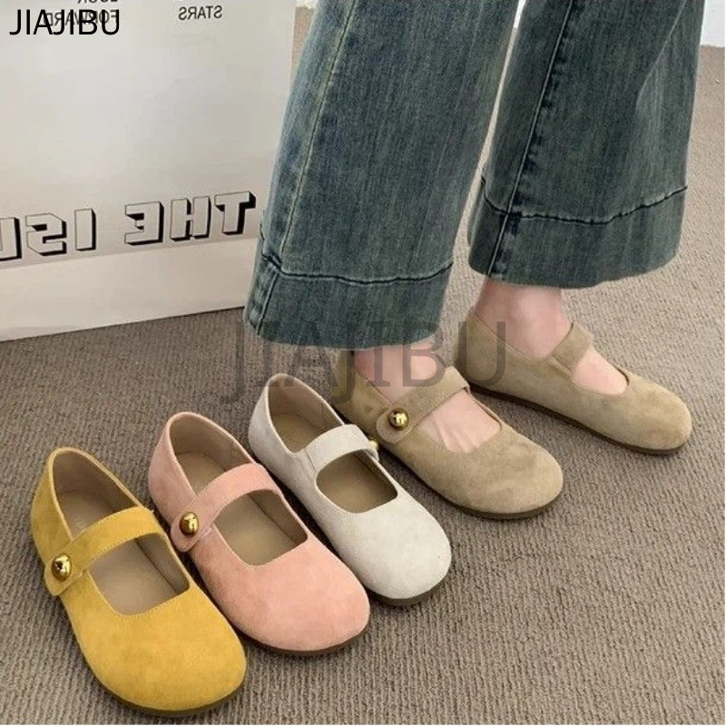 Size 35-43 Giày Bệt Mũi Tròn Màu Vàng Kiểu Công Chúa Pháp Cổ Điển Giày Nữ Cỡ Lớn Chất Lượng Cao 42 Giày Đế Thấp Màu Be Chống Trơn Trượt Kiểu Anh 41 Korean Fashion Casual Platform Mary Jane Shoes Giày Da Lộn Màu Hồng Kiểu Lolita Nhật Bản