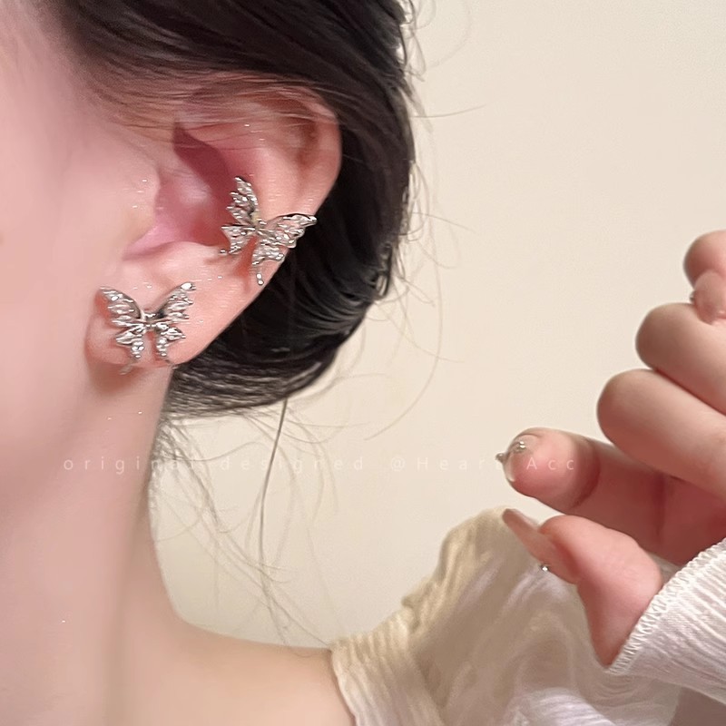 Phong Cách Đơn Giản Thiết Kế Niche Bướm Rỗng Zircon Bông Tai Nữ