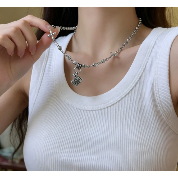 Đường dây chuyền hình học vuông phong cách cổ điển, cá tính cho nữ