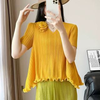 Top Xếp Ly Miyake Mùa Hè 2026 với Hoạ Tiết Ba Chiều Mỏng Nhẹ, Tôn up Sự Sang Trọng