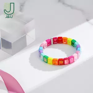 Vòng tay đính cườm cầu vồng pha lê nhiều màu sắc - Phụ kiện thời trang cho nữ và bé gái trong mùa hè