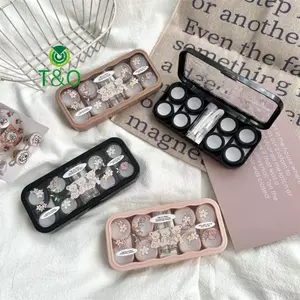 Hộp đựng gấu hoạt hình và di động có gương, tiện lợi cho việc sắp xếp và sử dụng khi du lịch