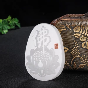 Mặt dây chuyền hoa sen ngọc trắng, vòng cổ truyền thống