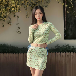 Đồ bơi nữ in hoa phù hợp cho kỳ nghỉ xuân nóng - Thiết kế hỗ trợ giảm béo