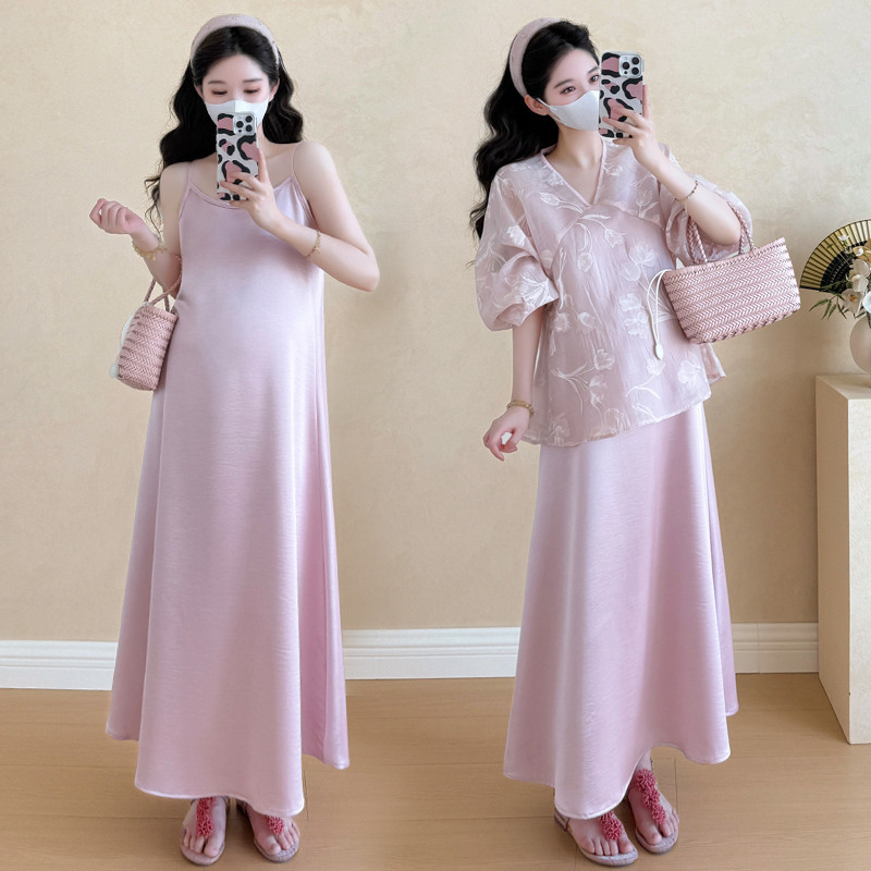 Bộ đồ bà bầu mùa hè phong cách Hàn Quốc, thiết kế jacquard và váy đeo chéo cỡ lớn