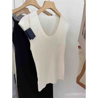 Áo Thun Không Tay Nữ Cổ Chữ U Chất Liệu Silk Lạnh, Thiết KếSlim-Fit, Sang Trọng Cho Mùa Hè