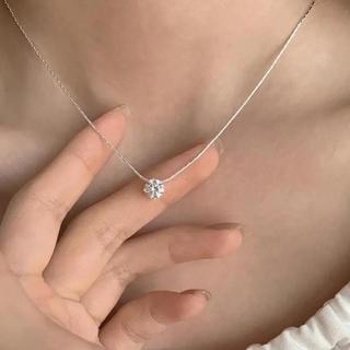 Mặt dây chuyền kim cương mini zircon lấp lánh sáu prong, thiết kế thanh lịch cho phụ nữ