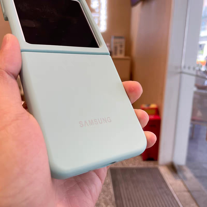 Ốp Lưng Silicon Lỏng Cảm Ứng Mềm Cho Samsung Z Flip 3 4 5 6 Ốp lưng Bảo Vệ Toàn Diện Cho Galaxy Z Flip3 Flip4 Flip5 Flip6