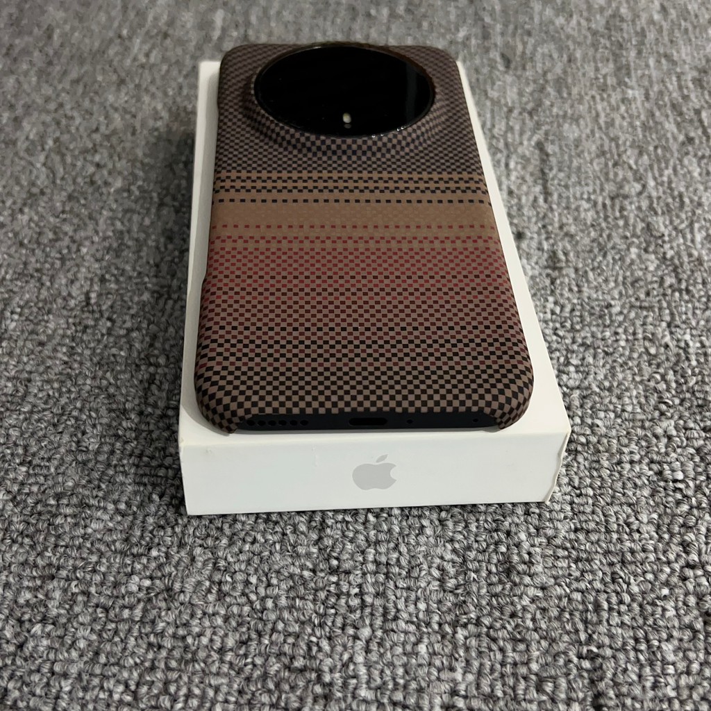 Siêu Mỏng Micro Matte Sợi Carbon Họa Tiết Cứng Từ Tính Dành Cho Honor Magic 8 Pro 7 Pro 6 Pro Mỏng Mờ Chống Sốc Honor Cover