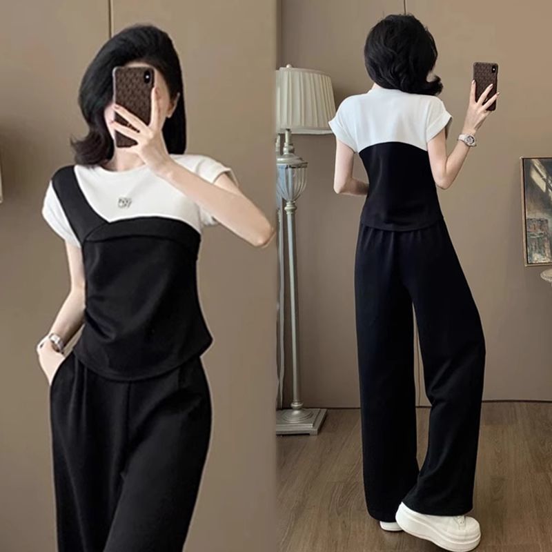 Bộ đồ thể thao nữ phong cách mới mùa hè 2026, slim fit và quần ống rộng