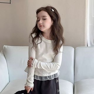 Áo thun dài tay cho bé gái phong cách Hàn – Phối viền ren nhẹ nhàng, dáng ôm xinh xắn