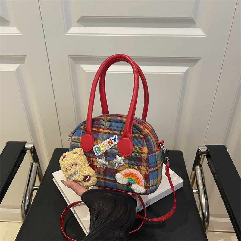 ANCO 2026 Túi xách nữ in sọc mới Dễ thương Brown Bear Single Shoulder Boston Shell Bag Túi du lịch giá trị cao