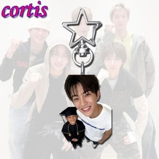 Móc khoá Cortis hình ngôi sao- TRÍ DECOR SHOP