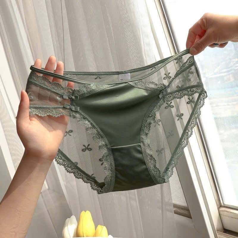 Combo 8 quần lót nữ ren chất lượng cao, mềm mại, mát mẻ và gợi cảm.