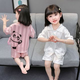 Bộ đồ ngủ cho bé – Áo tay ngắn + quần short lụa lạnh, họa tiết gấu dễ thương mặc ở nhà