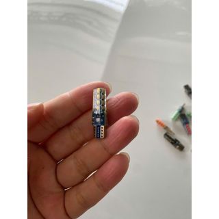 Bóng led chân Gim T10 thay thế dành cho xe máy, ô tô điện 12,24v đủ màu NHÁY