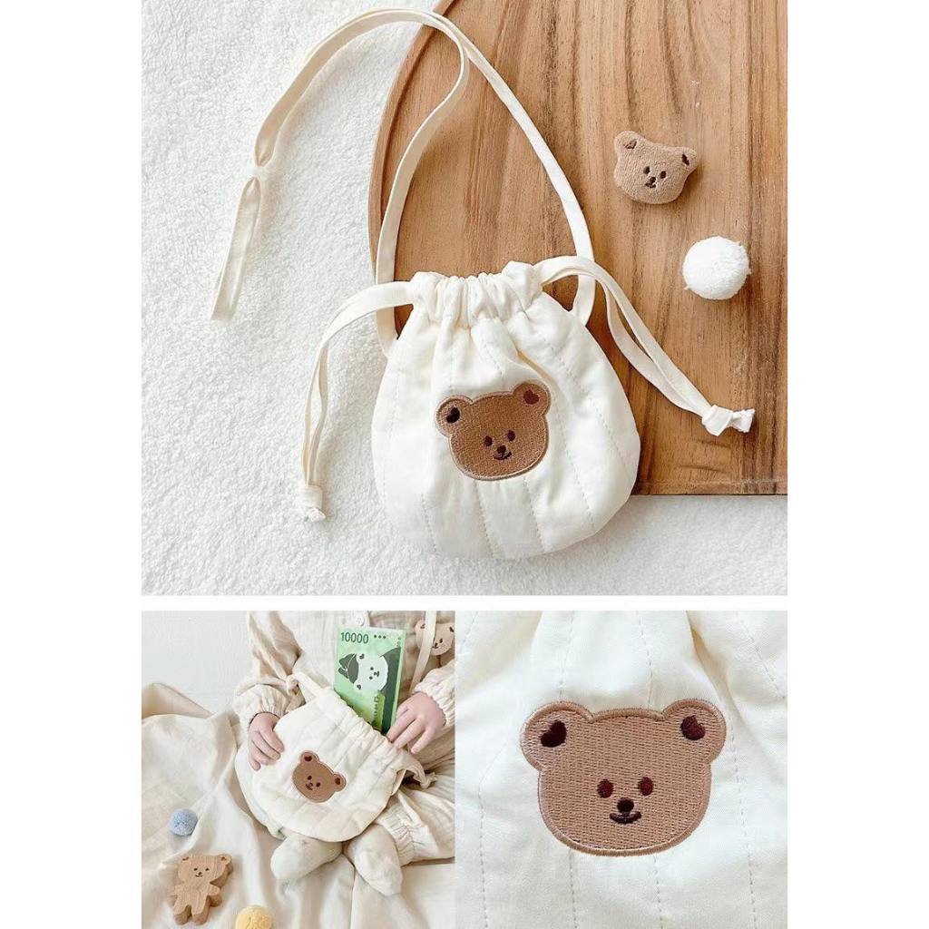 Túi Đựng Tỏi Cho Bé Thêu Hình Phong Cách Hàn Quốc Đeo Chéo Dây Rút Dễ Thương Cao Cấp DouDou A20