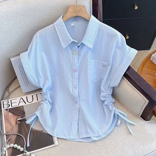 Plus Size Áo Sơ Mi Nữ Sọc Tay Ngắn Nữ Mùa Hè 2025 Phiên Bản Hàn Quốc Thiết Kế Rời Thường Ngày Phù Hợp Với Dây Rút Ngắn Top Tay Ngắn Plus Size Quần Áo Nữ