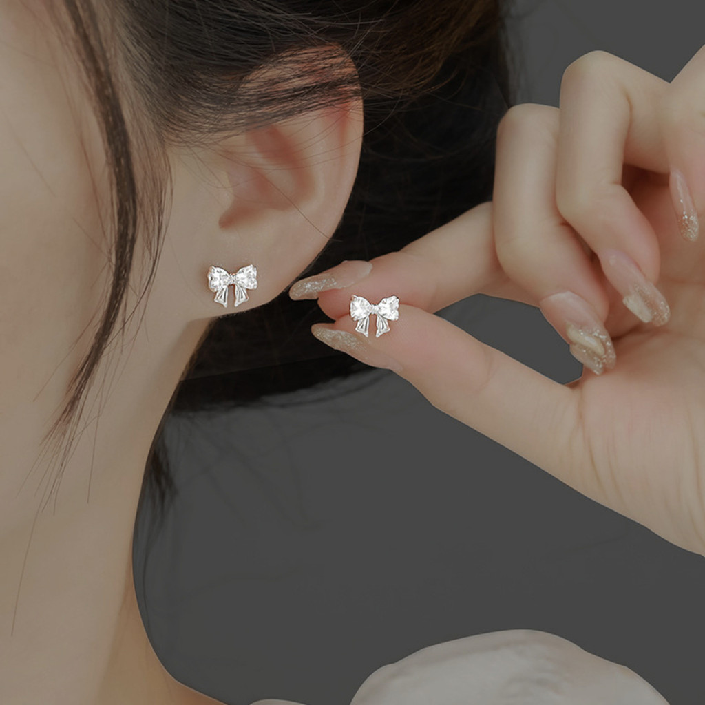 Bông tai đinh tán nơ cao cấp bạc s999