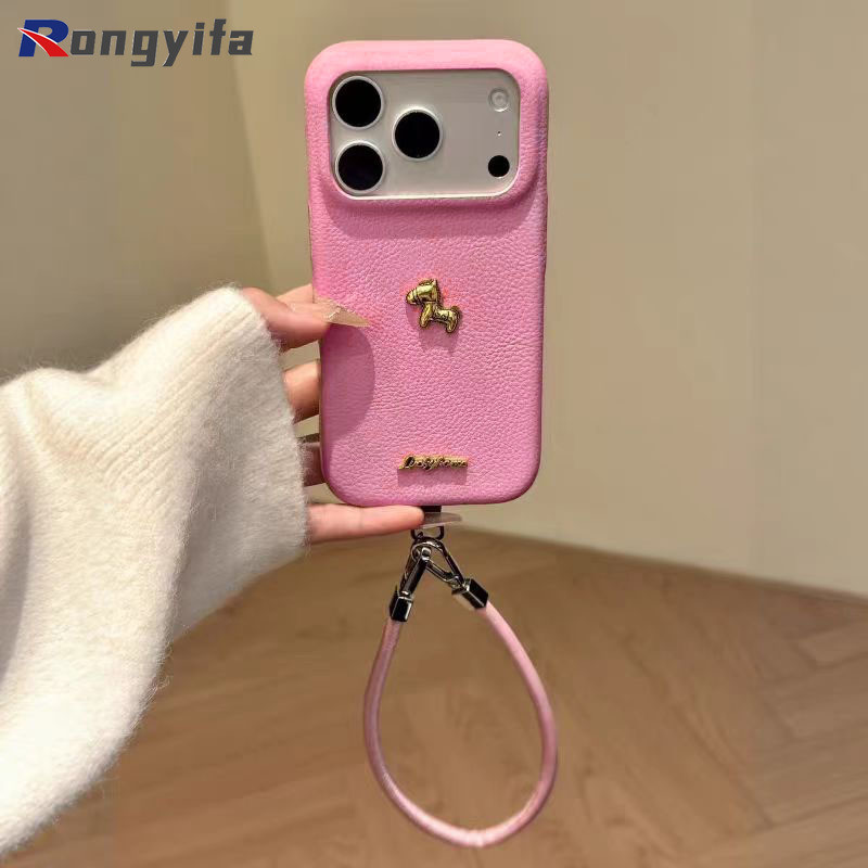 Ốp Điện Thoại Năm Mới Pony Dễ Thương Cho iPhone 17 Pro Max Air 16E 16 15 Plus Pro Max 17ProMax 16ProMax Bao Da Hoạt Hình Ngựa Da PU Chống Sốc Vỏ Mềm Có Dây Buộc Ngắn