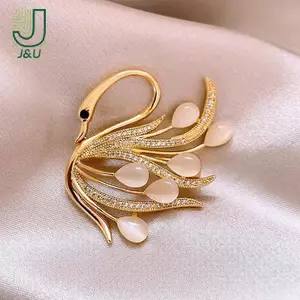 Trâm cài hình thiên nga opal sang trọng, thiết kế corsage phù hợp làm phụ kiện thời trang cho nữ