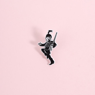 'Black Parade 'Skeleton Men Trâm Gothic Retro Skeleton Soldier Huy hiệu Ba lô Pin Phụ kiện Quà tặng cho những người yêu bóng tối