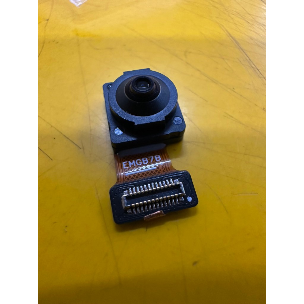 camera trước oppo reno 13f/emg878
